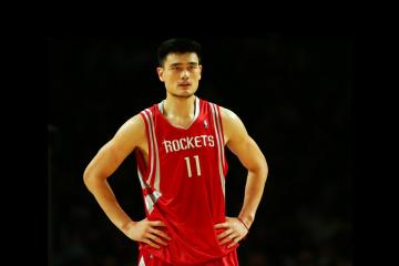 开云体育登录-锡安巨兽觉醒扛起全队，猛龙铁网囚笼锁死火箭，现代篮球的生存寓言