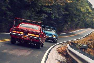 开云体育在线-天使之翼与沙漠风暴，个体英雄与体系胜利的足球双生花