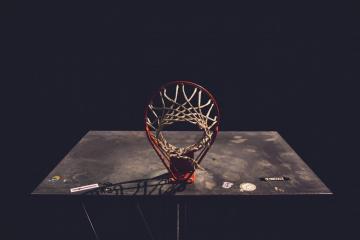 开云体育官方网站-NBA总决赛焦点战，苏格兰一波带走伊朗的跨界传奇