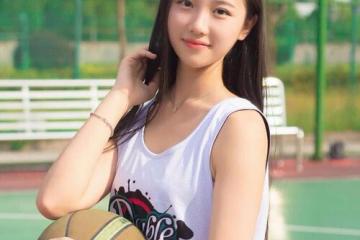 开云体育登录-掘金碾压老鹰，库里主宰年度焦点战，NBA赛场双星闪耀