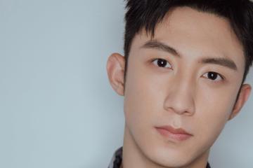 开云平台-英格拉姆单骑破阵，骑士万箭齐发，马刺青春防线土崩瓦解