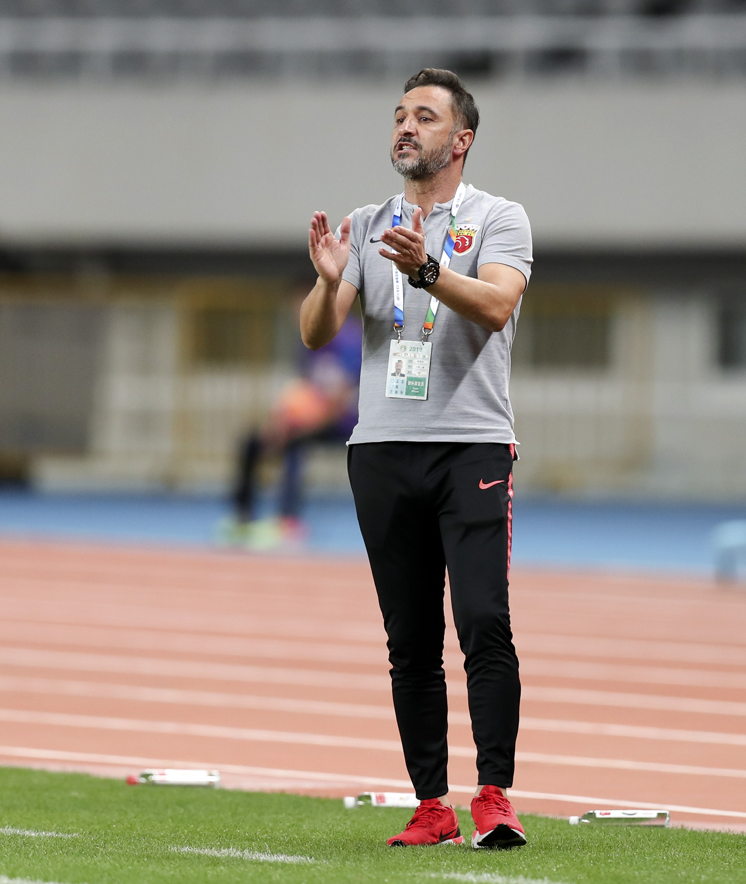 开云体育-关于上港淘汰悉尼FC晋级亚冠八强的信息