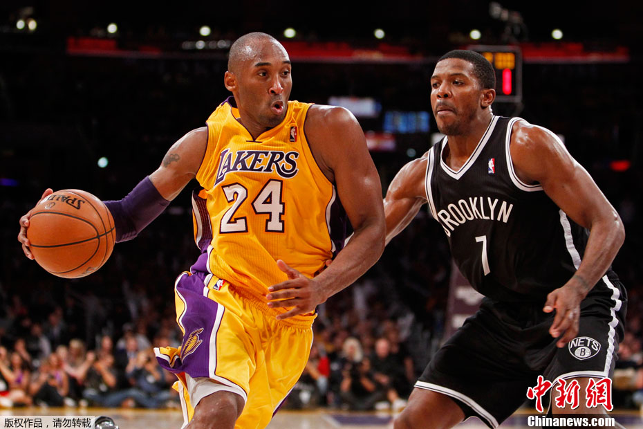 开云体育下载-篮网惊险战胜骑士，德安东尼首秀成功