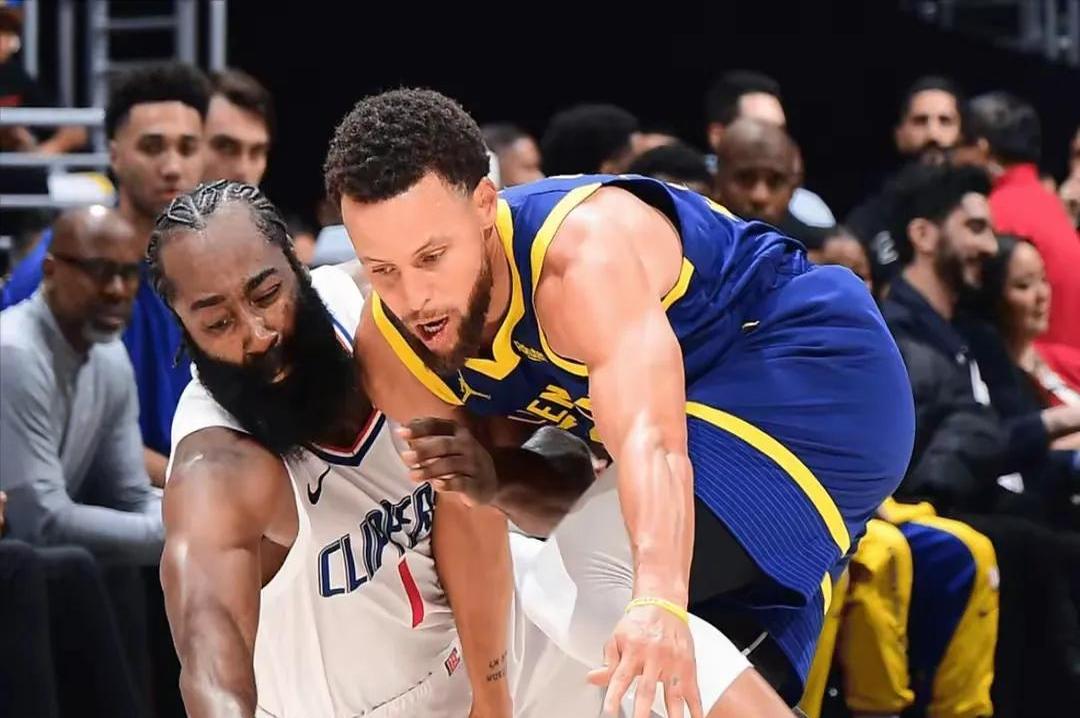 开云体育下载-公牛绝地反击奇才，麦科勒姆一己之力扛起全队的简单介绍