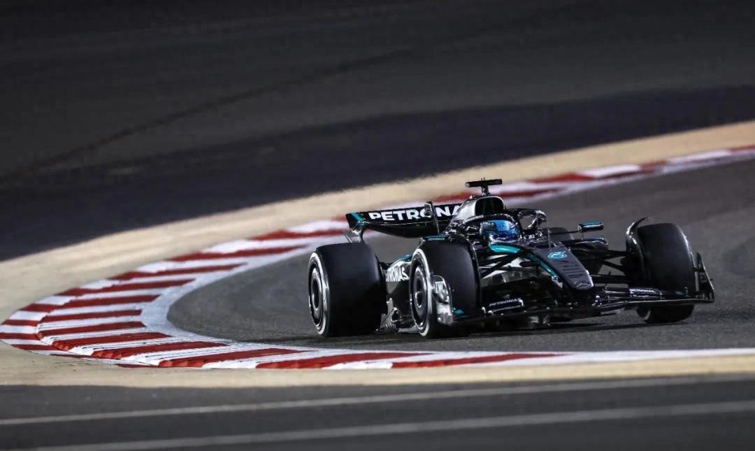 开云体育平台APP-包含威廉姆斯轻取哈斯车队，拉塞尔惊艳四座的词条