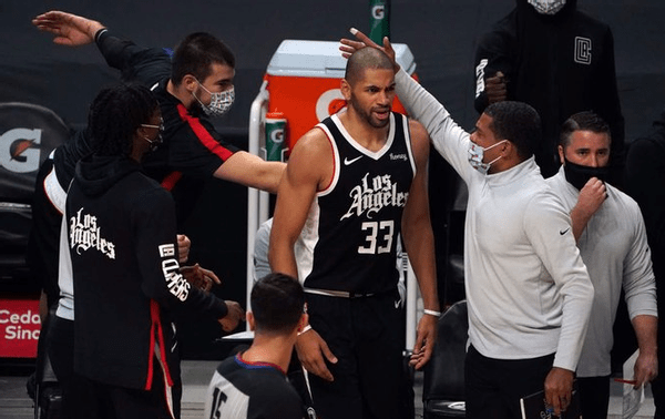 开云体育入口-包含篮网B队强势澳大利亚男篮，巴图姆一己之力扛起全队的词条