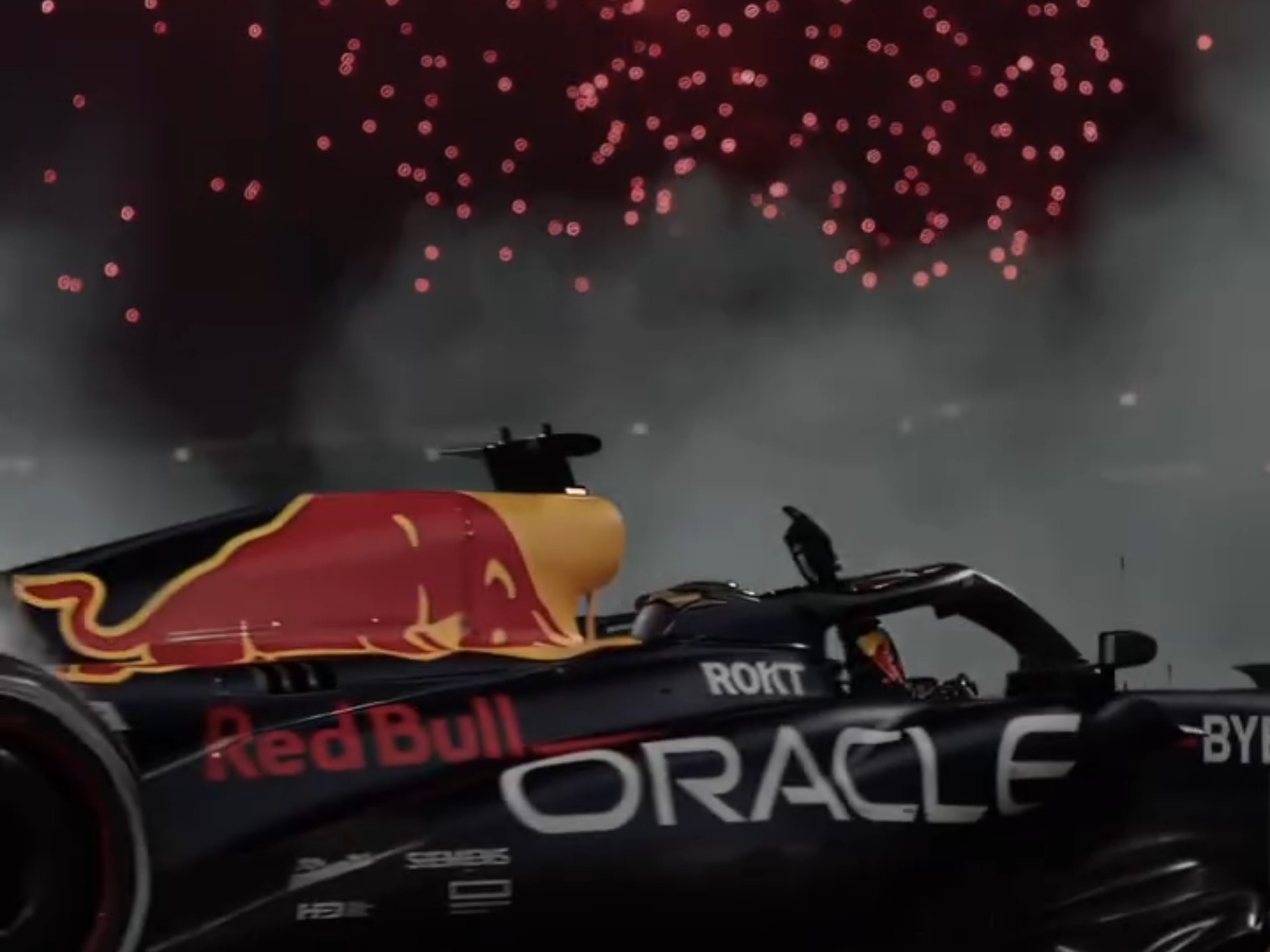 开云体育官方网站-红牛车队逆转阿斯顿马丁,维斯塔潘统治全场