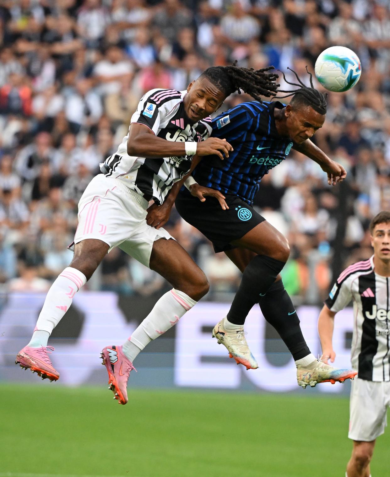 开云体育中国-尤文图斯主场击败皇家社会，展现不俗实力