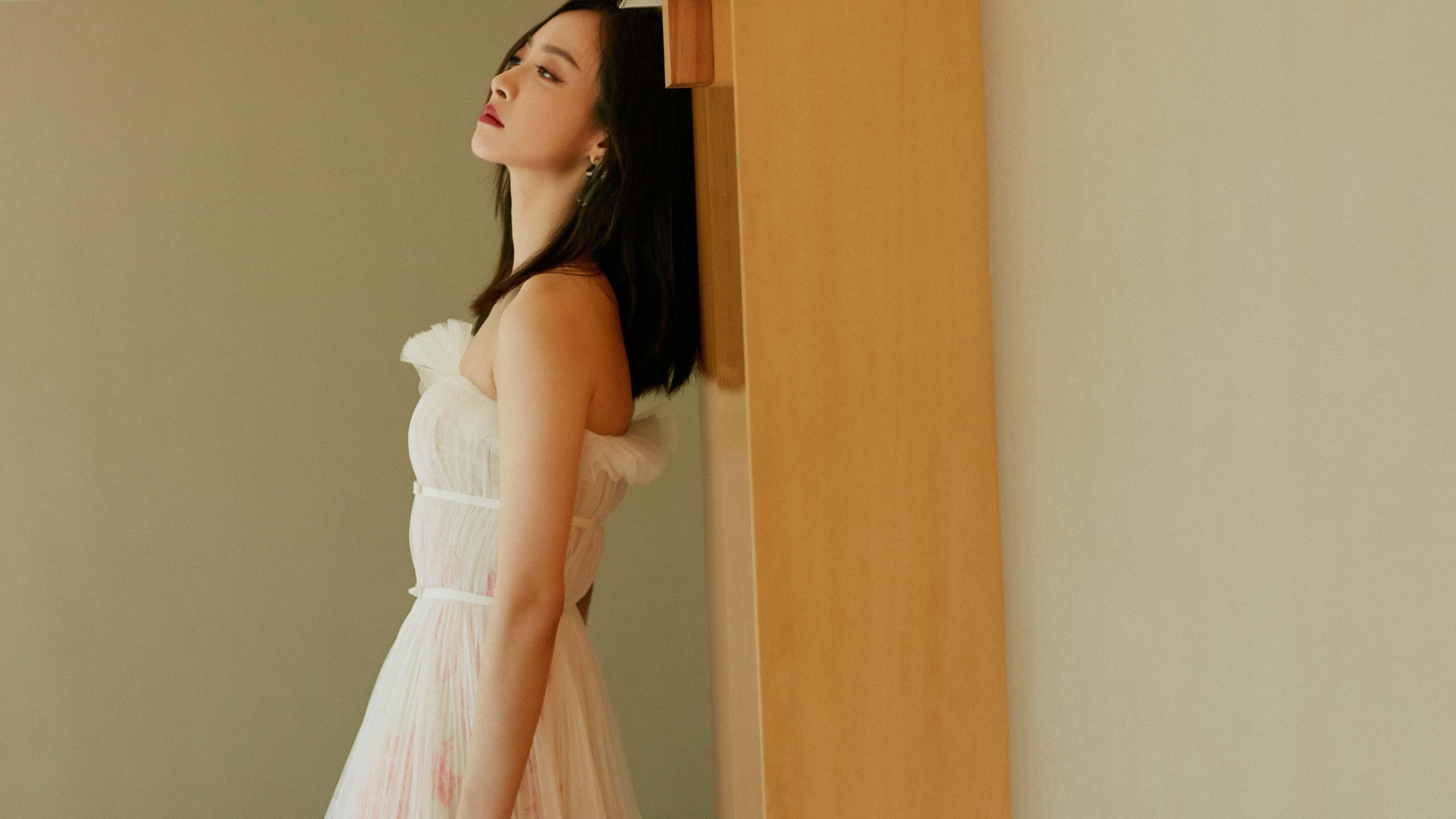 开云体育app-霍勒迪肆虐上海滩，NBA级攻防节奏令CBA防线形同虚设