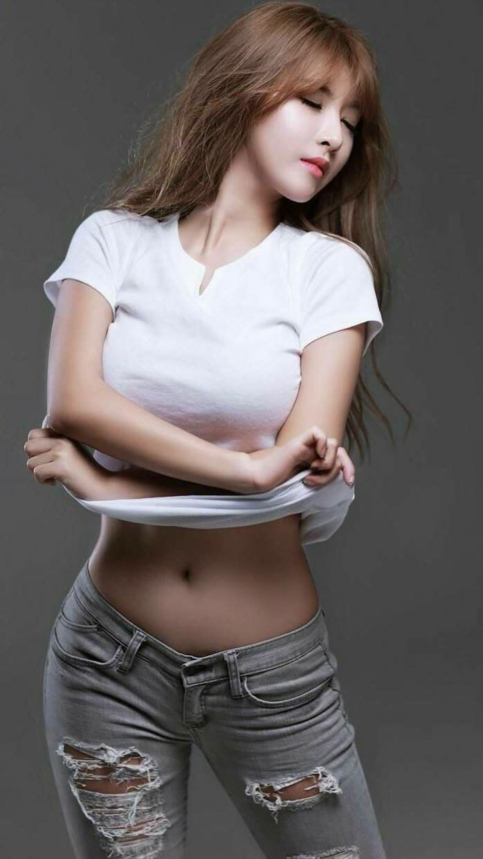 开云体育app-霍勒迪封神之战！砍34分+制胜攻防，上海男篮107-105攻克掘金式攻坚战