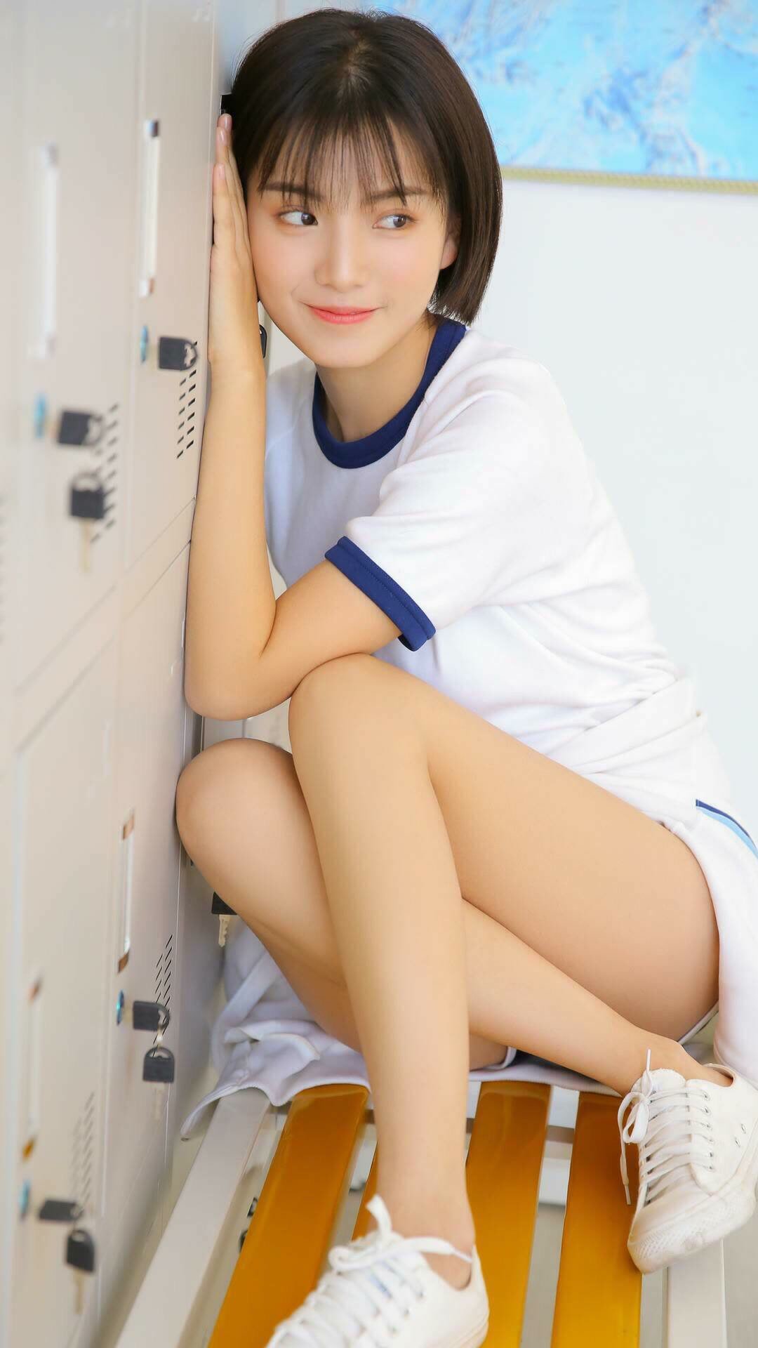 开云体育中国-罗德里戈，当舞台亮起欧冠决赛的灯光，AC米兰用战术的铁幕锁死同城死敌