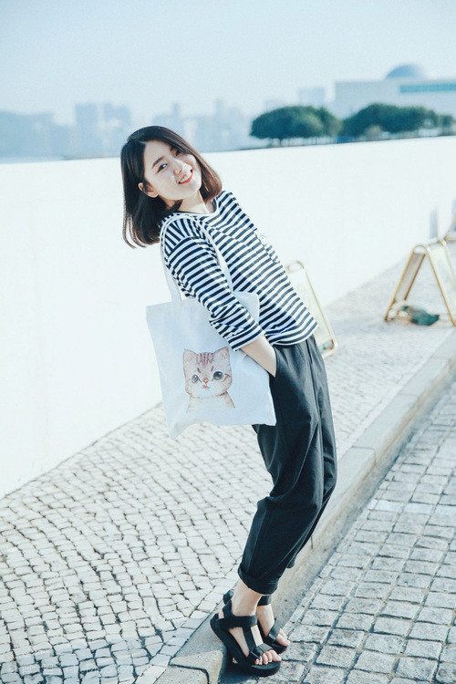 开云体育APP下载-跨界星火,库尔图瓦燃擎F1新赛季揭幕之夜