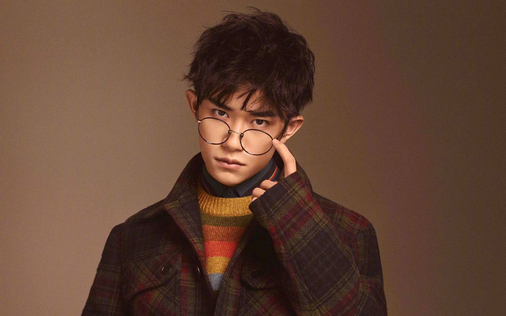 开云体育在线-红日沉沙，卡塔尔夜幕下，加维以冠军之名终结爱尔兰绿茵神话