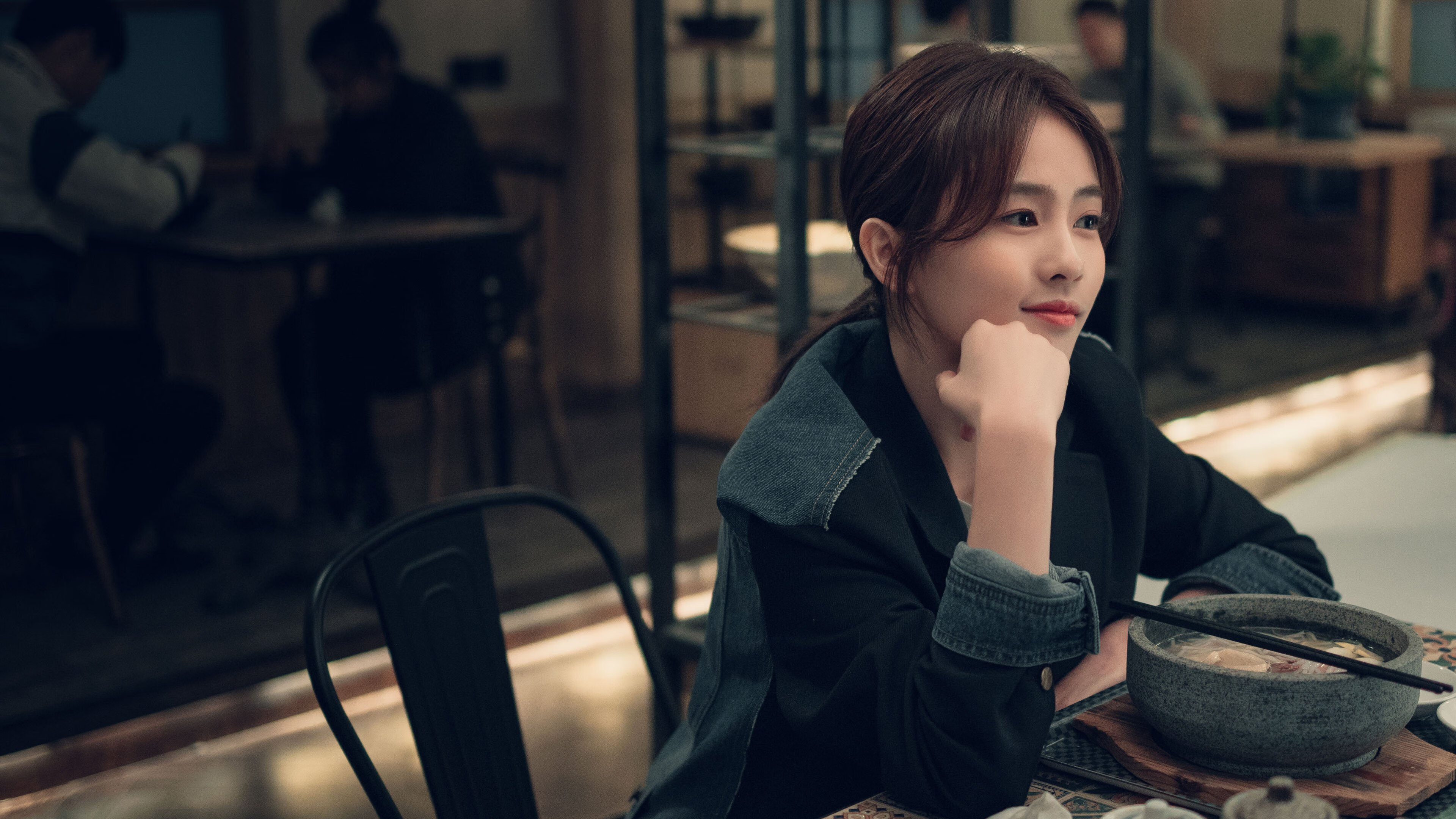 开云官网-掌控节奏的艺术，灰熊窒息防守与布克F1战术胜利的共通哲学